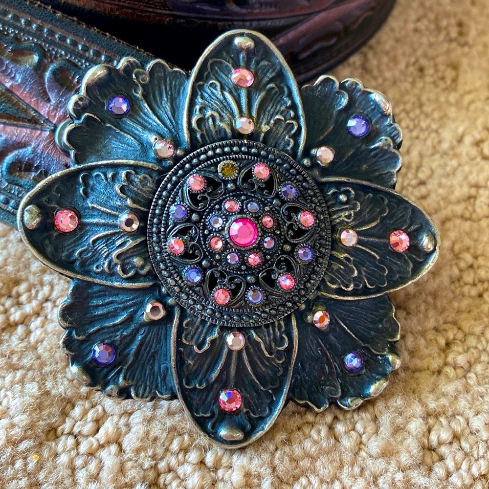 LIMITED EDITION DESIGNER BETH FRANK VINTAGE LEATHER TOOLED WITH REMOVABLE BUCKLE